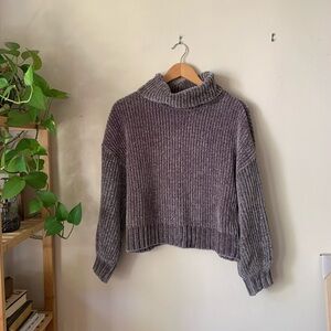 DIVIDED // Chunky Drop Shoulder Turtle Neck